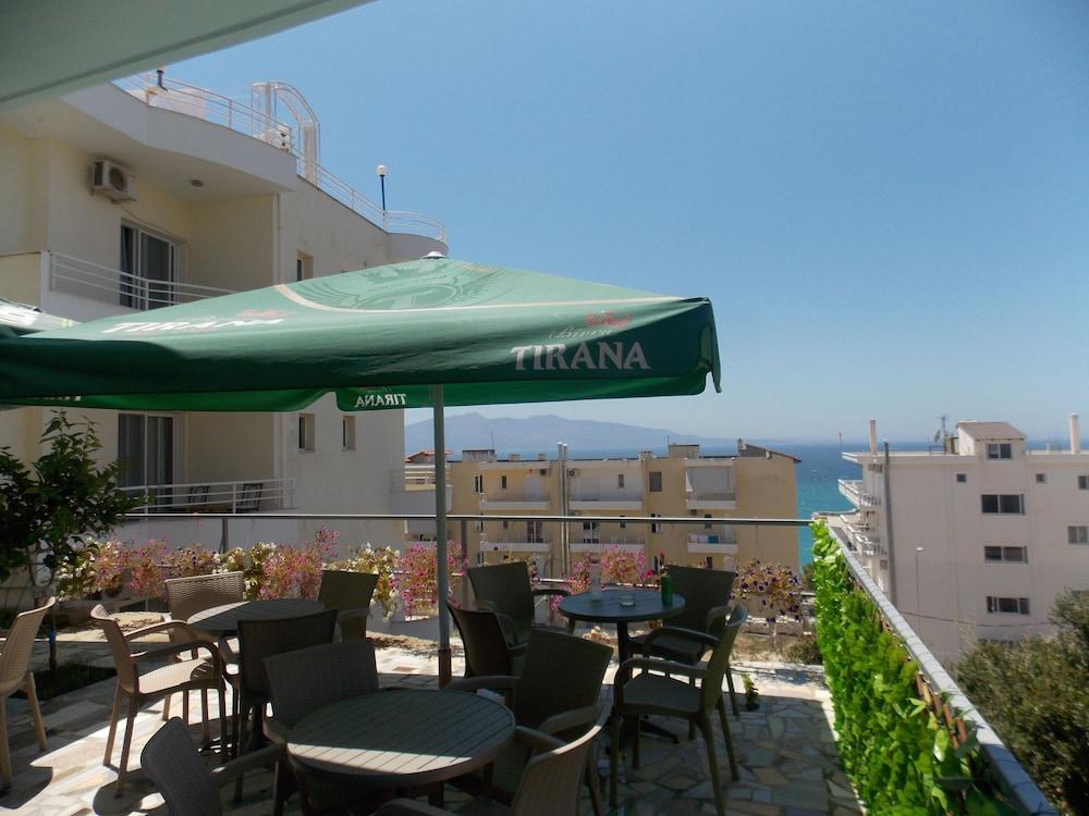 Summer Dream Hotel Саранда Экстерьер фото