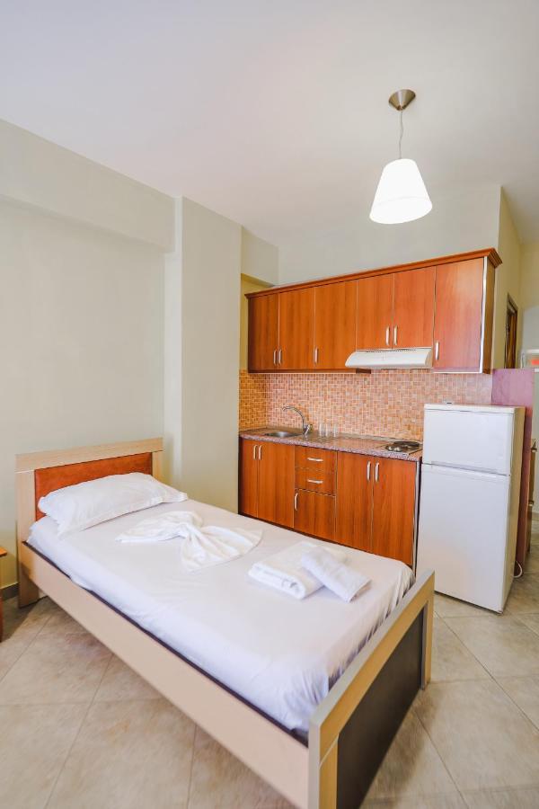 Summer Dream Hotel Саранда Экстерьер фото